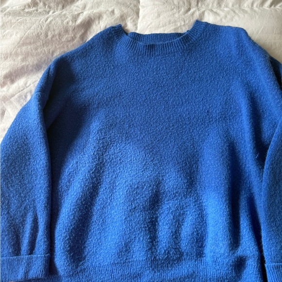 TALULAH Vibrant Blue Knit Sweater - Picture 3 of 5